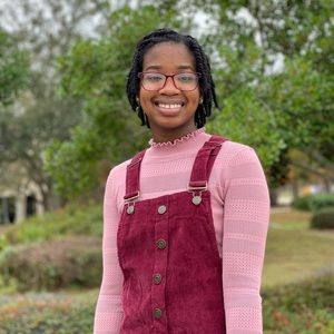 Meet your Posher, Candace